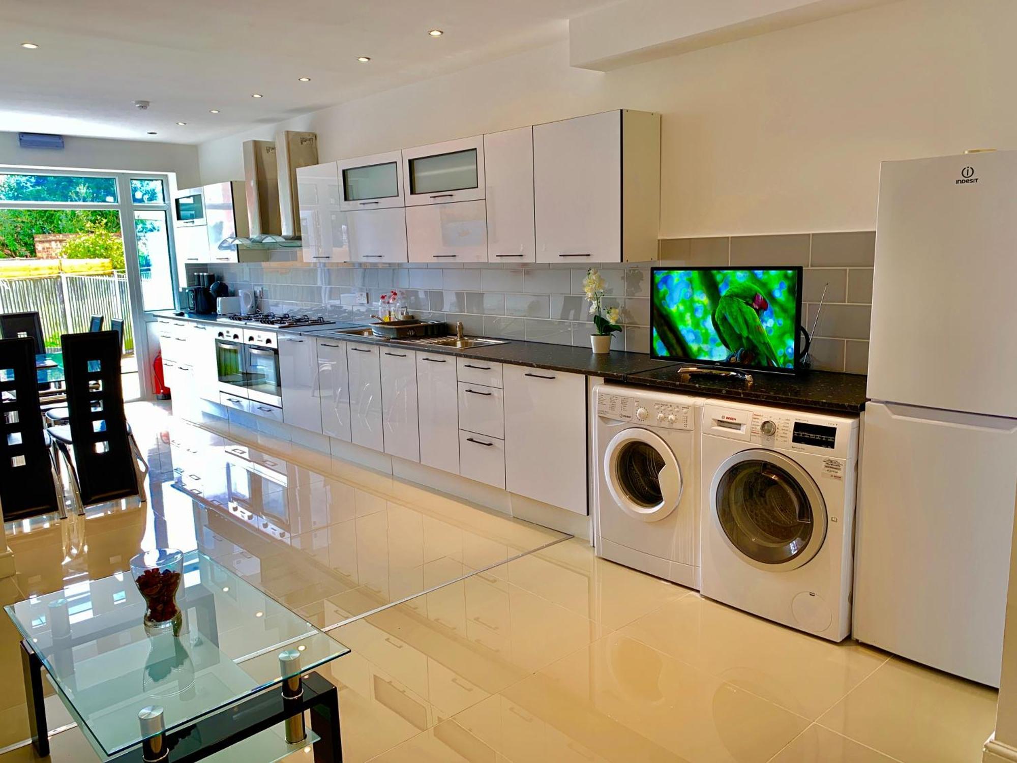 London Studio Apartments, Private Bathrooms And Parking Ilford Esterno foto