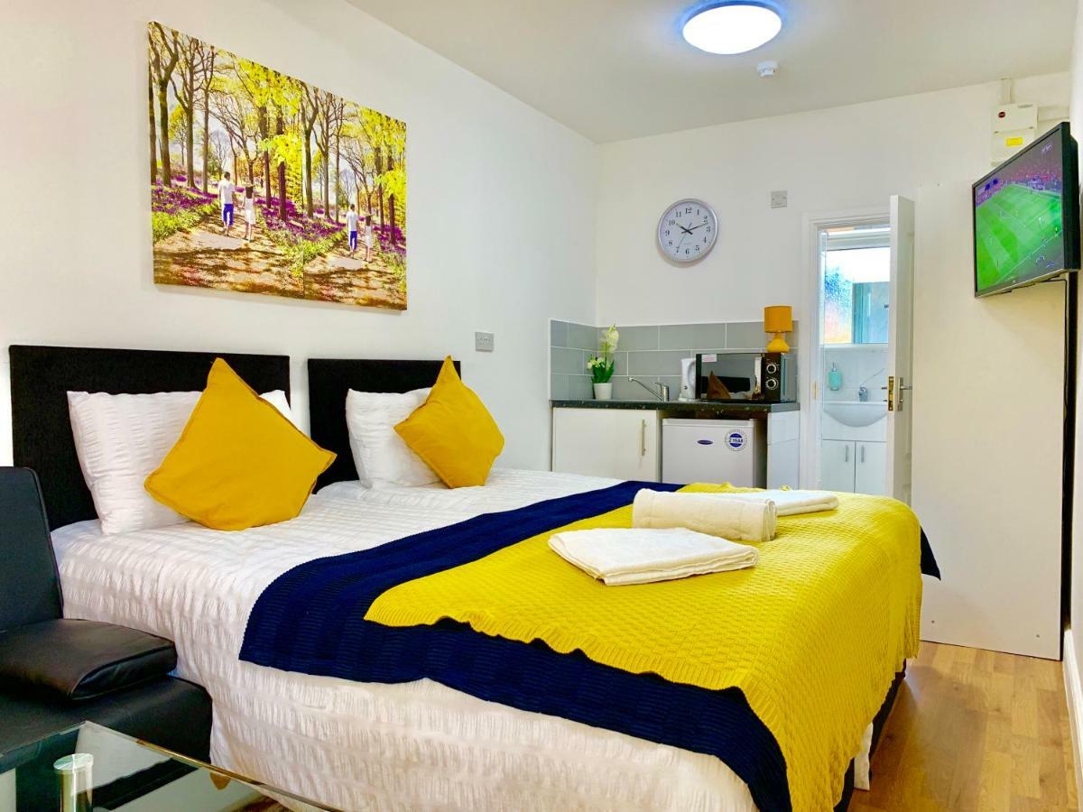 London Studio Apartments, Private Bathrooms And Parking Ilford Esterno foto