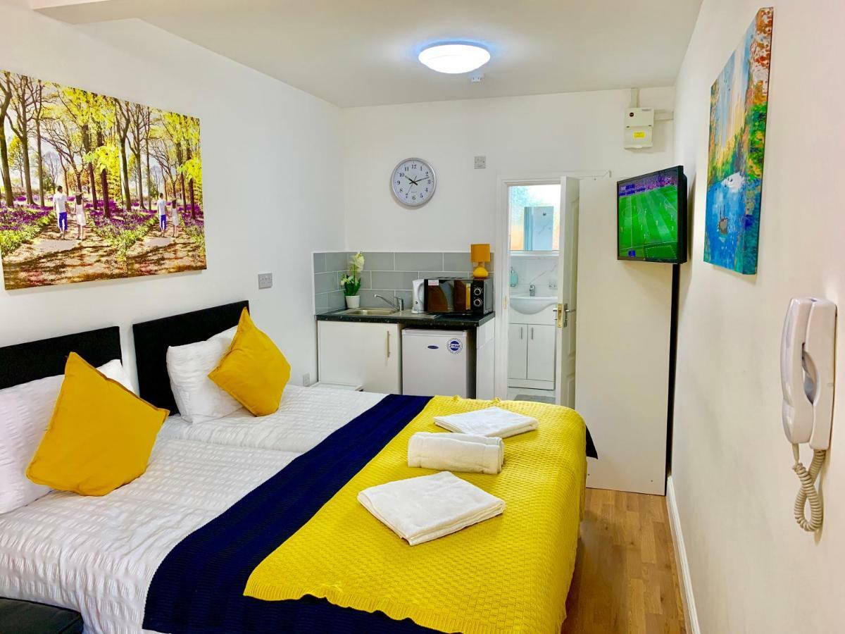 London Studio Apartments, Private Bathrooms And Parking Ilford Esterno foto