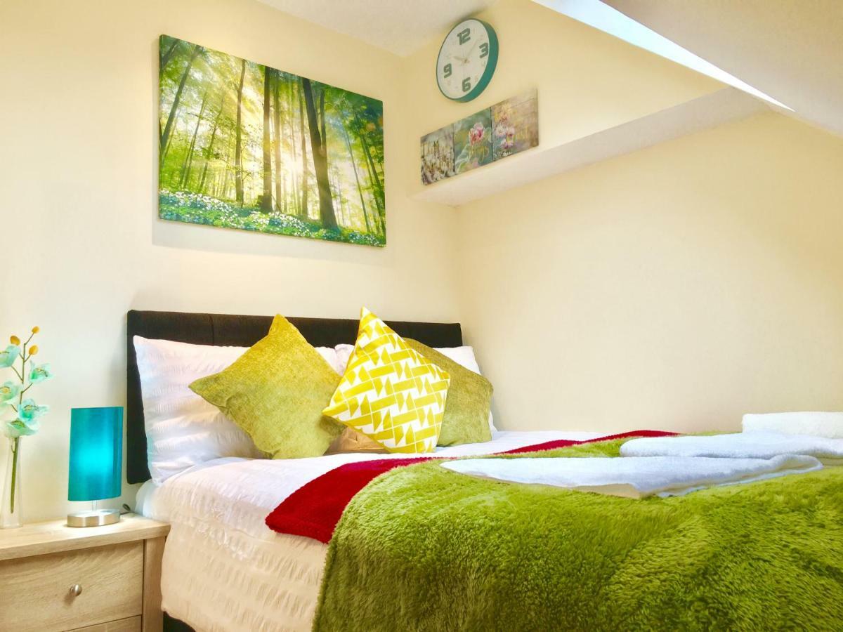 London Studio Apartments, Private Bathrooms And Parking Ilford Esterno foto