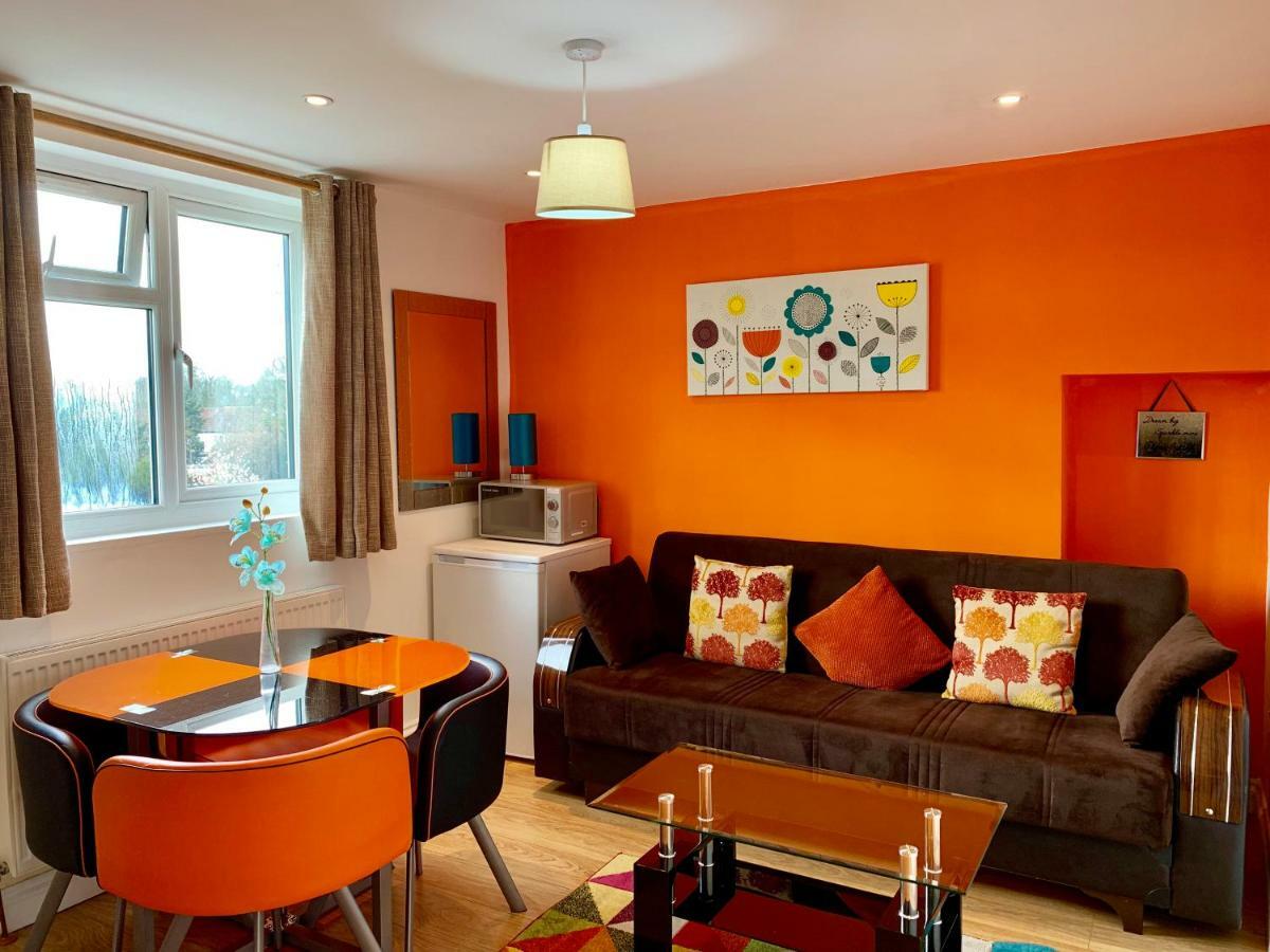 London Studio Apartments, Private Bathrooms And Parking Ilford Esterno foto