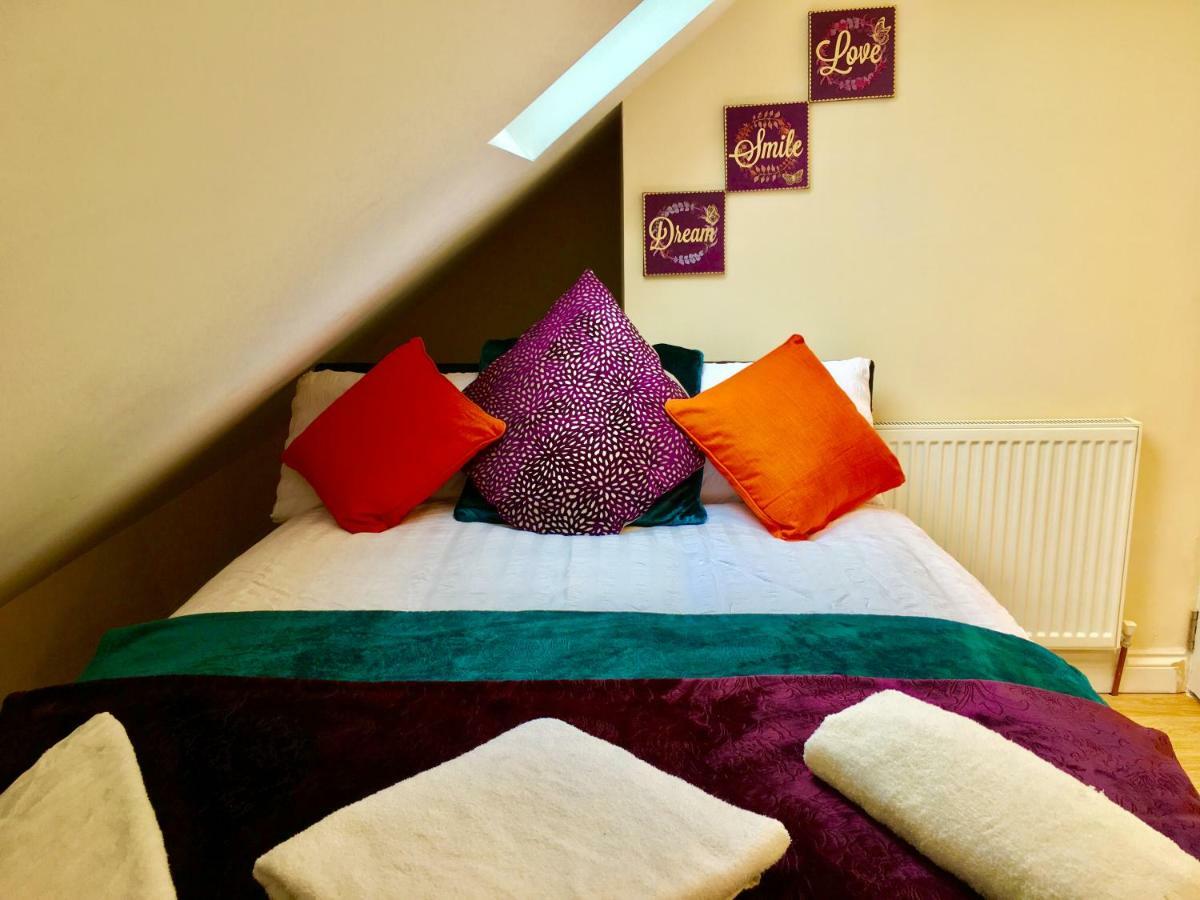 London Studio Apartments, Private Bathrooms And Parking Ilford Esterno foto