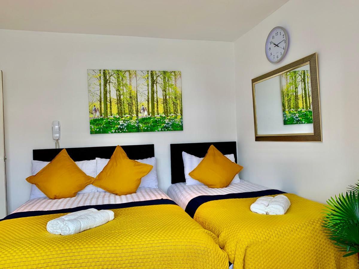 London Studio Apartments, Private Bathrooms And Parking Ilford Esterno foto