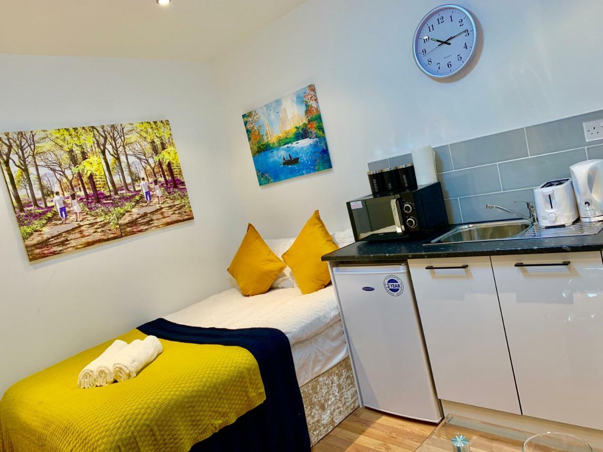 London Studio Apartments, Private Bathrooms And Parking Ilford Esterno foto