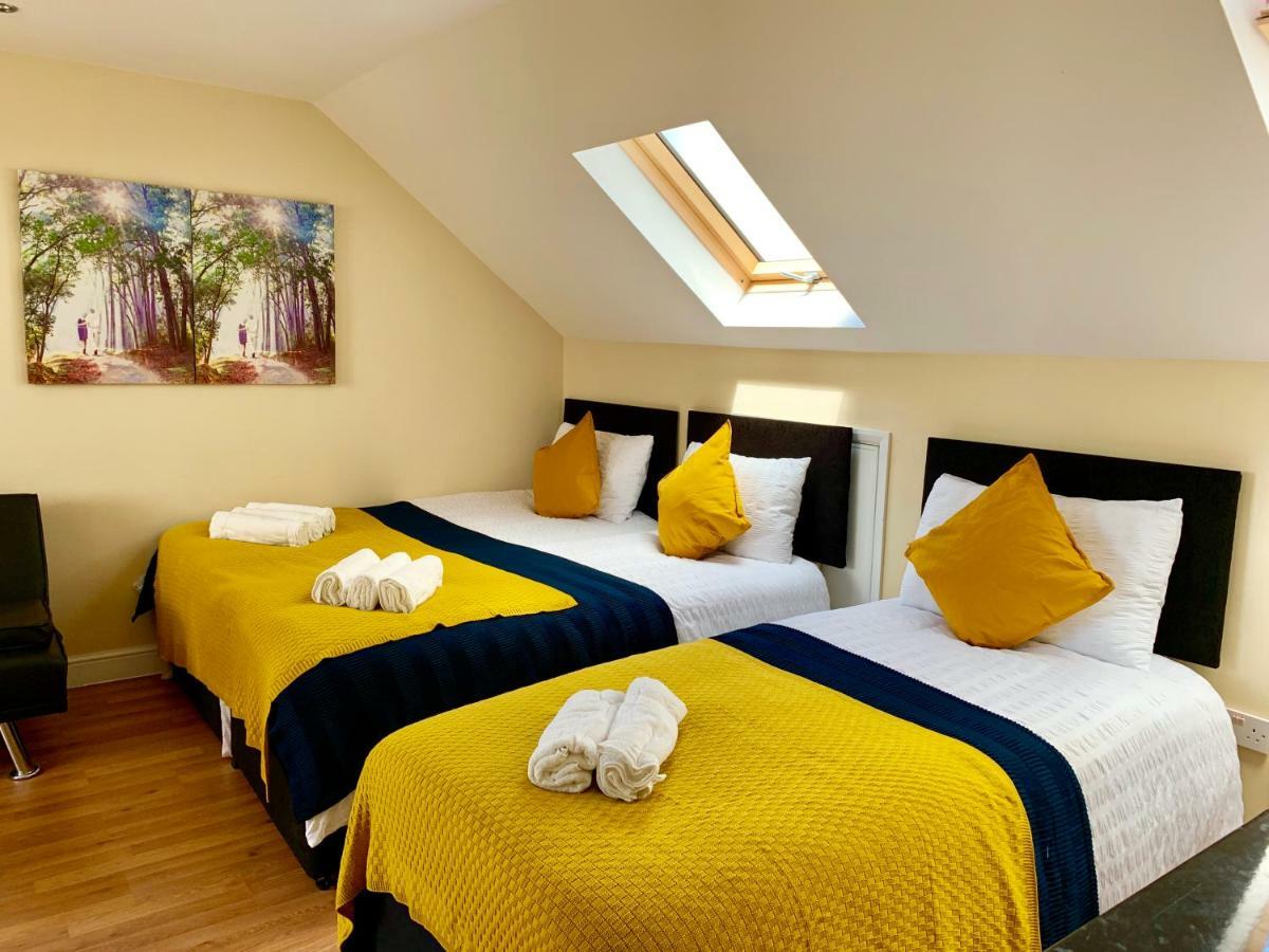 London Studio Apartments, Private Bathrooms And Parking Ilford Esterno foto
